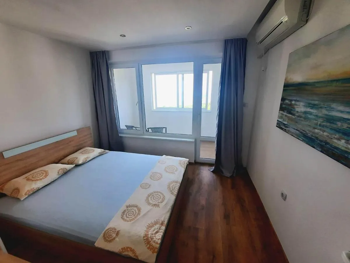Seaview Serenity Apartment Burgas City